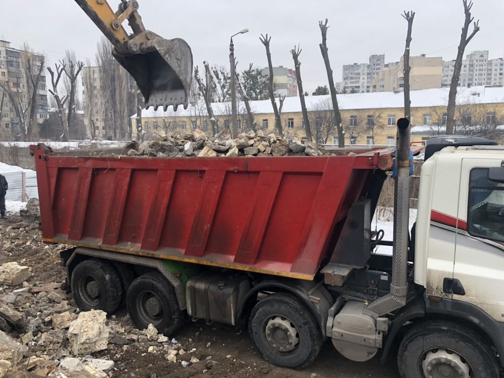 Вывоз мусора Камазом в Самаре в октябре