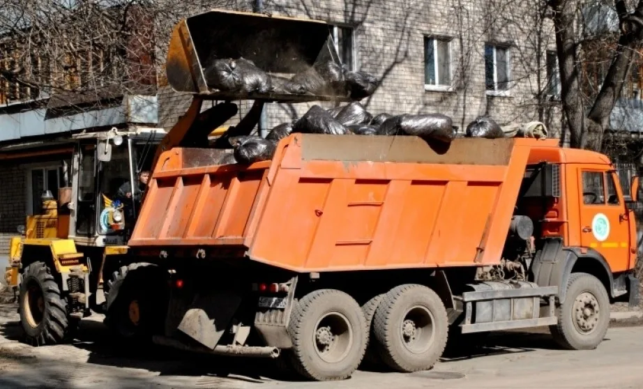 Вывоз мусора грузовым фургоном 5 тонн в Самаре – ПроМусор, аренда, цена от 1566 руб