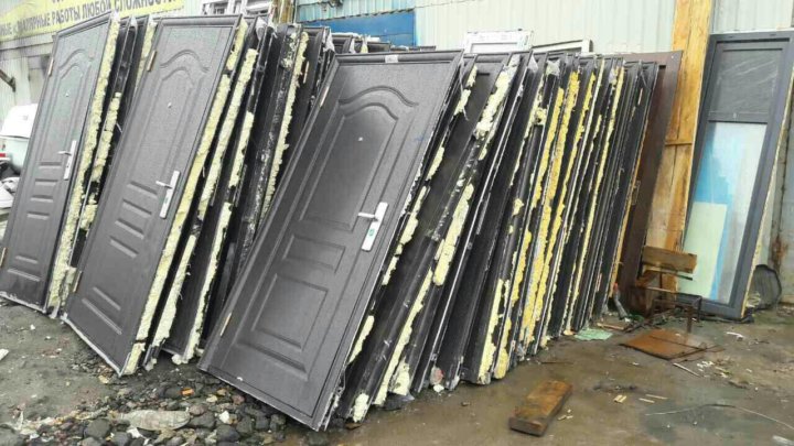 Вывоз металлических дверей с утилизацией в Самаре в октябре